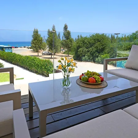 Jenny - Beachfront Protaras