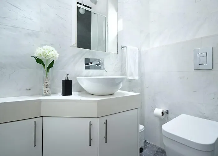 Jenny - Beachfront Protaras