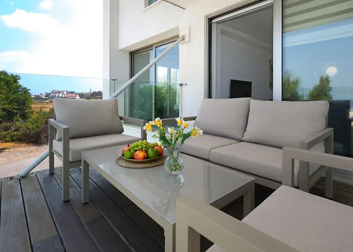 Jenny - Beachfront Lejlighed Protaras