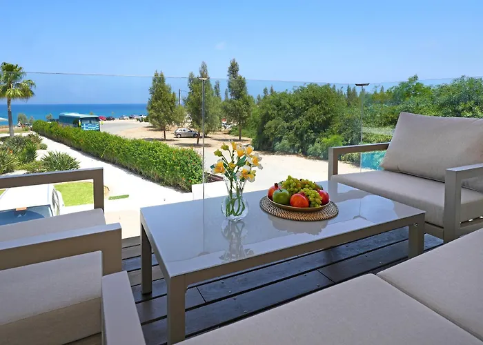 Jenny - Beachfront Protaras