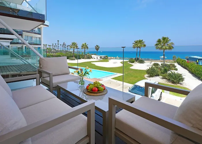 Jenny - Beachfront Lejlighed Protaras